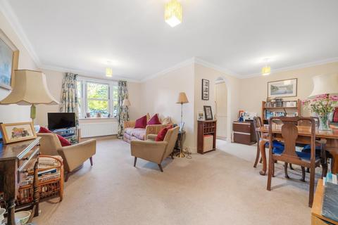 2 bedroom flat for sale, Croxted Road, SE21