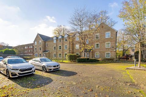 2 bedroom flat for sale, Croxted Road, SE21