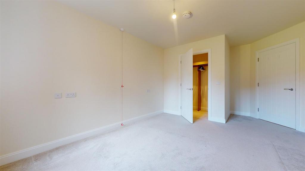 Walk in wardrobe