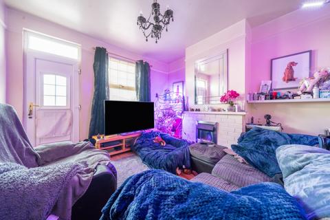 2 bedroom terraced house for sale, London Road, New Balderton, Newark, Nottinghamshire, NG24