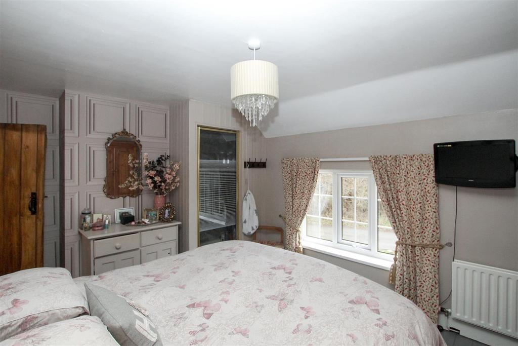 Bedroom One - c.JPG
