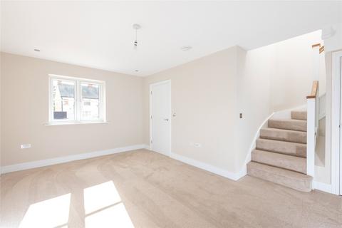 3 bedroom end of terrace house for sale, High Street, Great Horwood, Buckinghamshire, MK17