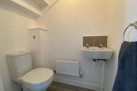 2 bedroom semi-detached house to rent, Farcet, Peterborough PE7