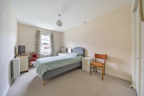 1 bedroom apartment for sale, West Lane, Sittingbourne, Kent, ME10