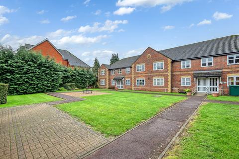 2 bedroom flat for sale, Lexden Place, Halstead Road, CO3