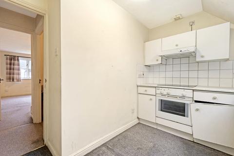 2 bedroom flat for sale, Lexden Place, Halstead Road, CO3