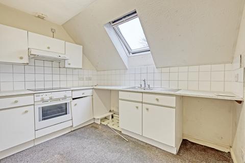 2 bedroom flat for sale, Lexden Place, Halstead Road, CO3