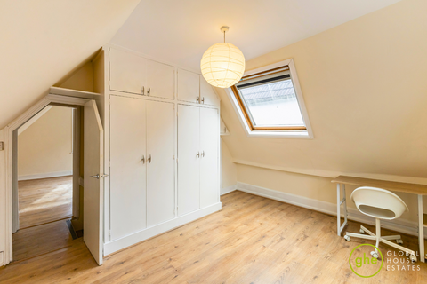 4 bedroom maisonette for sale, Battersea Rise, Battersea, London