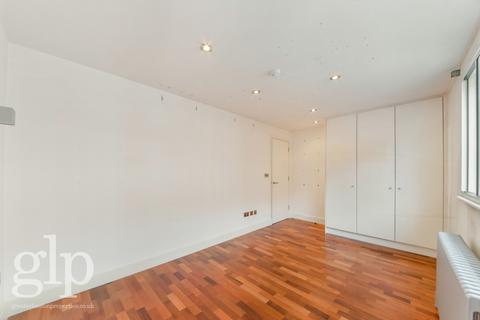 2 bedroom flat to rent, Earlham Street, WC2H