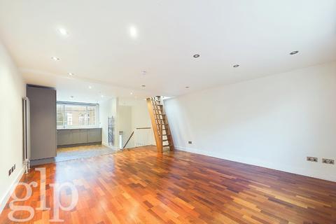 2 bedroom flat to rent, Earlham Street, WC2H