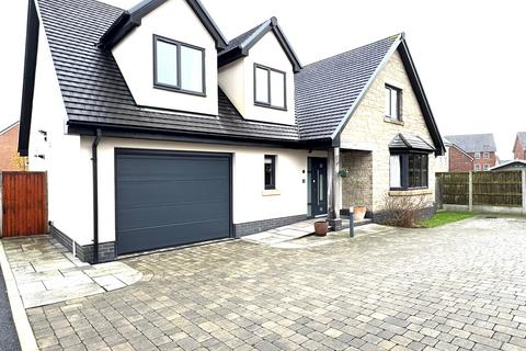 4 bedroom detached house for sale, Park View, Preston PR3