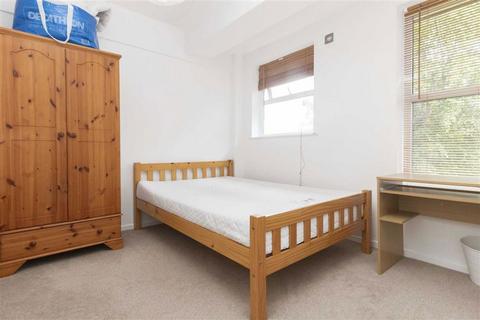 2 bedroom flat to rent, Milk Yard, London E1W