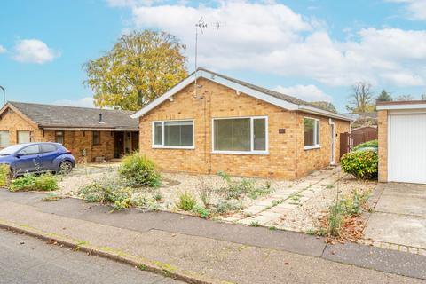 2 bedroom detached bungalow for sale, Braydeston Crescent, Brundall