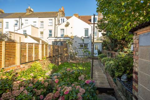 4 bedroom terraced house for sale, Buckland Avenue, Dover, CT16