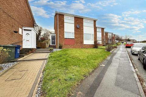 2 bedroom flat for sale, Combe Drive, Newcastle upon Tyne NE15