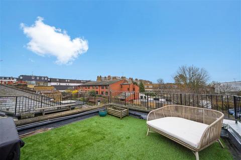 4 bedroom end of terrace house for sale, Burlington Road, SW6