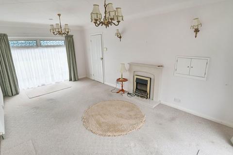 35 Wattendon Road, Kenley, CR8 5LW