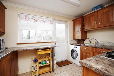 3 bedroom detached bungalow for sale, Glevum Road, Swindon SN3