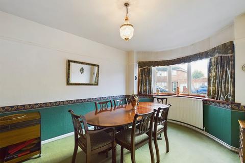 3 bedroom semi-detached house for sale, Melrose Close, Worcester, Worcestershire, WR2