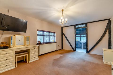 5 bedroom bungalow for sale, Headcorn Road, Sutton Valence, Maidstone