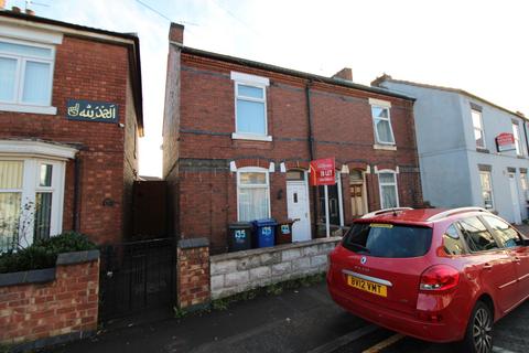 3 bedroom terraced house to rent, Victoria Crescent , Burton upon Trent DE14