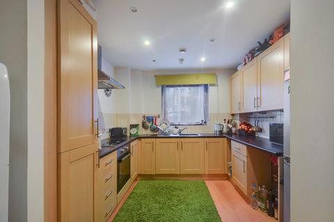 3 bedroom apartment for sale, at Chaplin House, All Saints Road, London W3