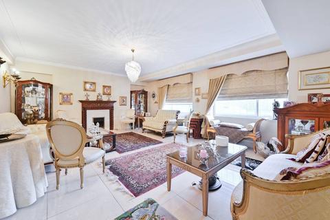 3 bedroom flat for sale, Prince Albert Road, St John's Wood, London, NW8