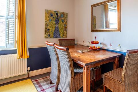 3 bedroom apartment for sale, East Street, Wimborne, Dorset, BH21