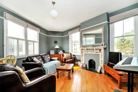 2 bedroom flat to rent, Barrowgate Road, Chiswick, London, W4