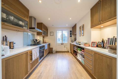 3 bedroom terraced house for sale, Underhill Road, London SE22