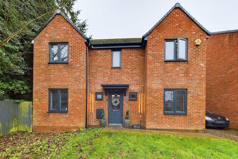 5 Sandsdown Close, High Wycombe, HP12 4FA