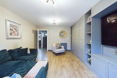 5 Sandsdown Close, High Wycombe, HP12 4FA