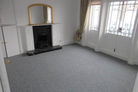 2 bedroom flat to rent, TfF    Devereux Road, Southend On Sea