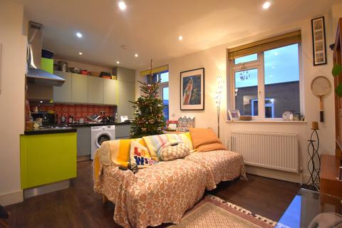 1 bedroom flat to rent, Takoma House, 46 Coleridge Road, London, N8