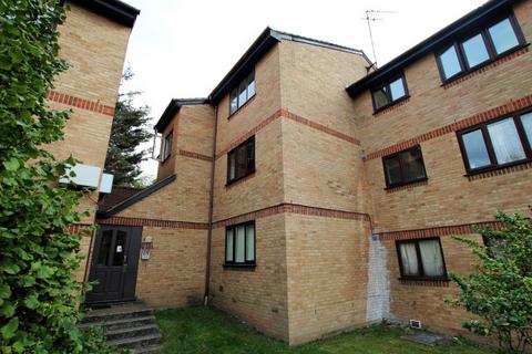 1 bedroom flat for sale, Avenue Road, Chadwell Heath RM6