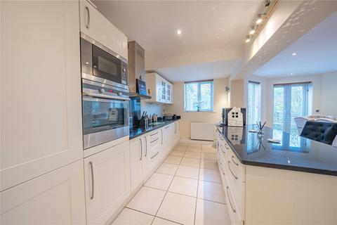 3 bedroom detached house for sale, Otley Old Road, Leeds, West Yorkshire