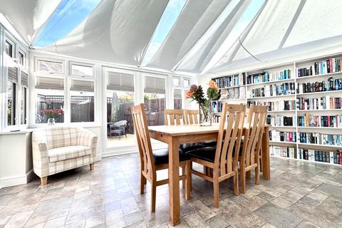 29 Brooke Grove, Ely, CB6 3WT