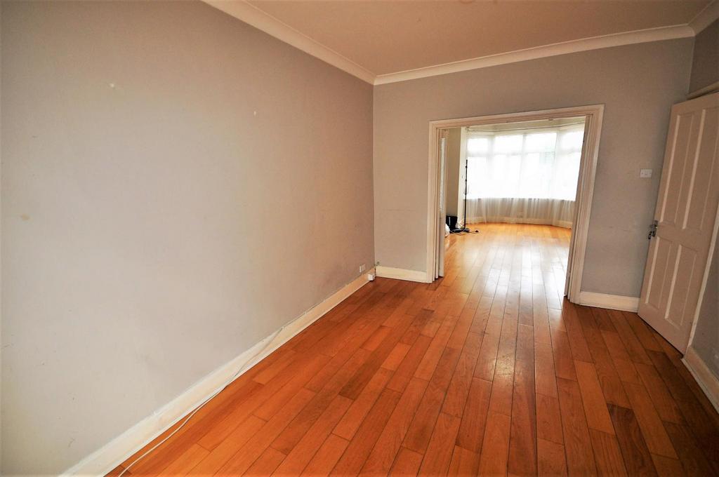 Dining Room Through To Lounge