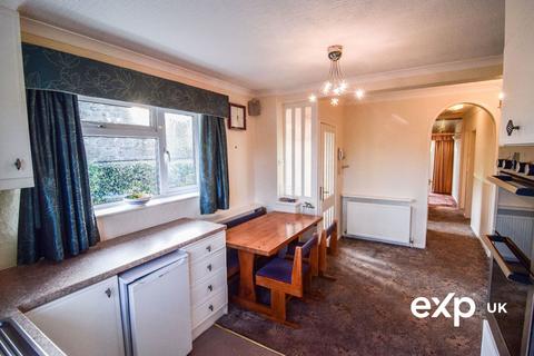 3 bedroom detached house for sale, Queens Walk, Mansfield NG20