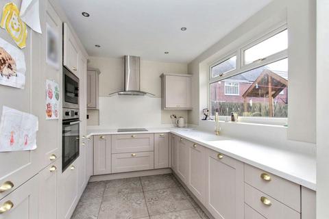 3 bedroom semi-detached house for sale, Fuchsia Place, Blakelaw, Newcastle upon Tyne, Tyne and Wear, NE5 3ED