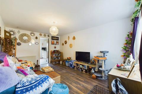 38 Brockhampton Close, Worcester, WR4 9XJ