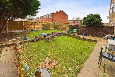 38 Brockhampton Close, Worcester, WR4 9XJ