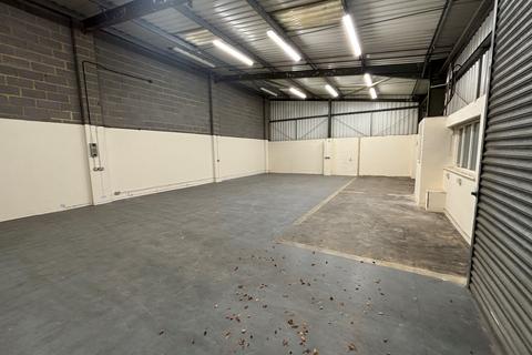 Industrial unit to rent, Houghton Regis LU5