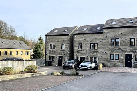 3 bedroom detached house for sale, Albion Gardens, Holmfirth HD9