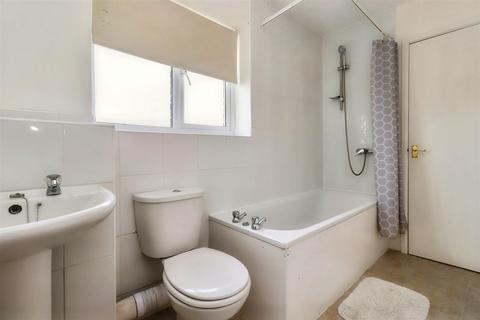 62 Cannons Gate, Clevedon, BS21 5HY