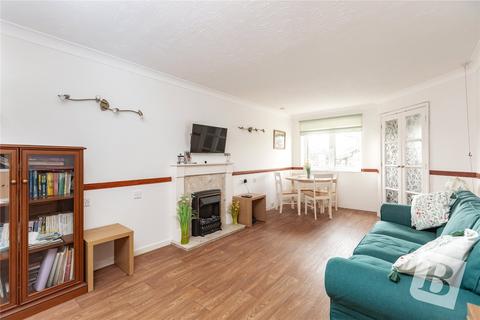 1 bedroom apartment for sale, Junction Road, Romford, RM1