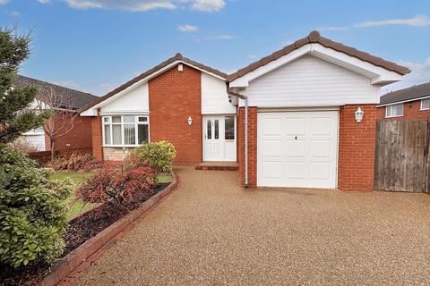 3 bedroom bungalow for sale, Simonbury Close, Bury