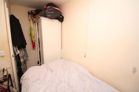 8 Brightside Road, Manchester, M8 5XJ