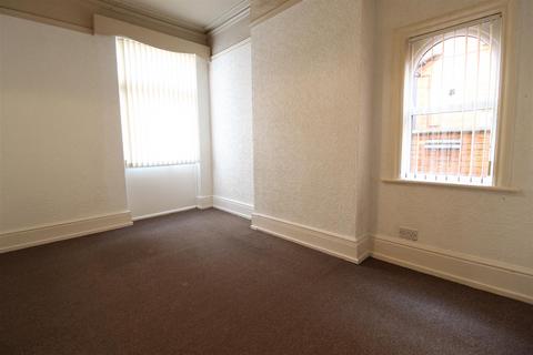 1 bedroom flat to rent, Storer Road, Loughborough LE11