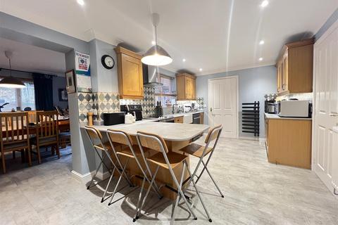 7 The Oaks, Aberdare, CF44 8BZ